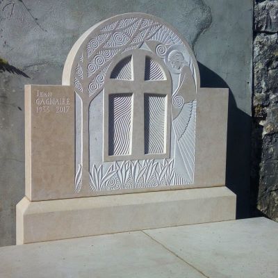 Stele vue ensemble