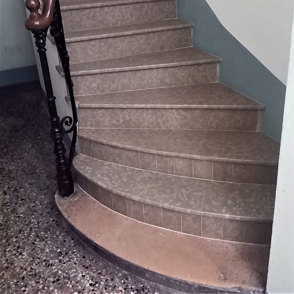 Escalier en pierre de Villebois