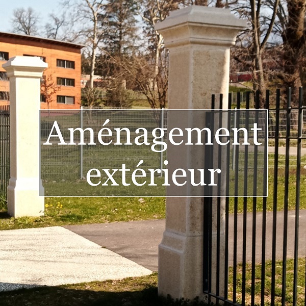 La pierre dans votre univers extérieur Piliers de portail, banc, fontaine & escalier